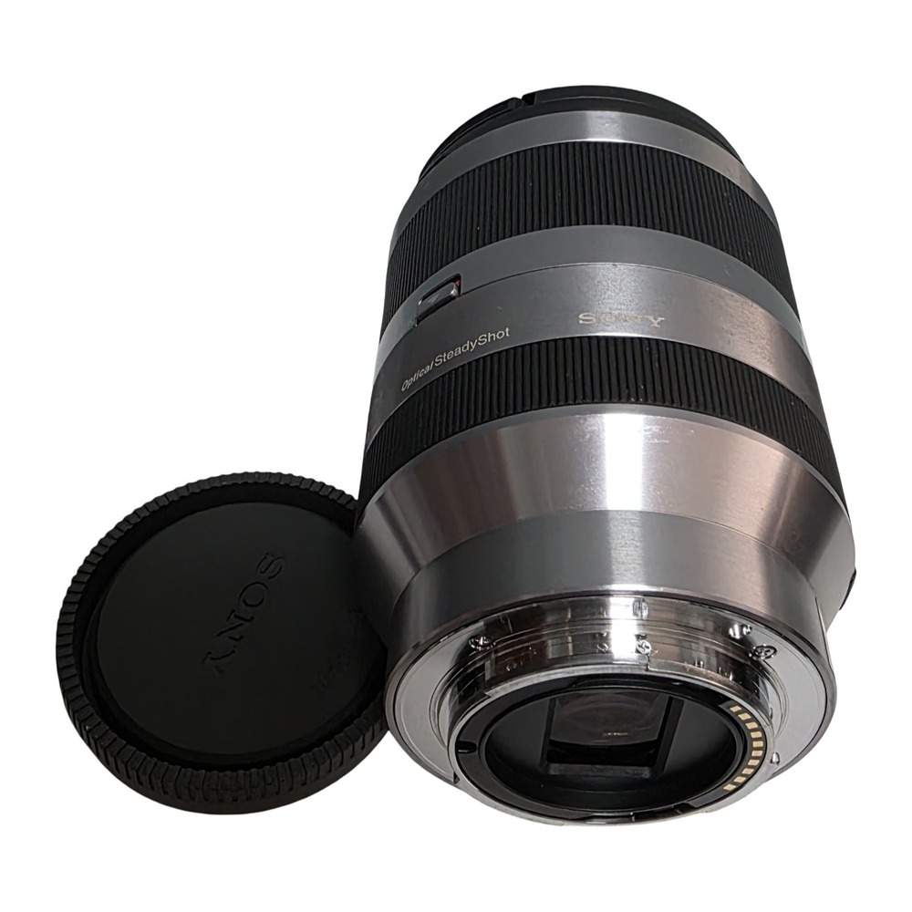 SONY 18-200mm F3.5-6.3 OSS (SEL18200) for Sony E mount With Lens Caps - Picture 14 of 14